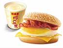KFC菜单图片:培根芝士蛋堡套餐()